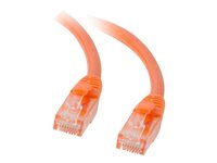 C2G Cat5e Booted Unshielded (UTP) Network Patch Cable - Patchkabel - RJ-45 (han) til RJ-45 (han) - 5 m - UTP - CAT 5e - formet, knastfri, strenget - orange 83607