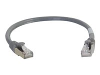 C2G Cat6a Booted Shielded (STP) Network Patch Cable - Patchkabel - RJ-45 (han) til RJ-45 (han) - 0.5 m - STP - CAT 6a - formet, knastfri, strenget - grå 89900