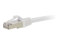 C2G Cat5e Booted Shielded (STP) Network Patch Cable - Patchkabel - RJ-45 (han) til RJ-45 (han) - 7 m - STP - CAT 5e - formet - hvid 83885