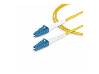 StarTech.com 3m (9.8ft) LC to LC (UPC) OS2 Single Mode Simplex Fiber Optic Cable, 9/125µm, Laser Optimized, 40G/100G, Bend Insensitive, Low Insertion Loss - LSZH Fiber Patch Cord (SPSMLCLC-OS2-3M) - Patchkabel - LC/UPC enkelttilstand (han) til LC/UPC enkelttilstand (han) - 3 m - 3 m. - 2 mm - fiberoptik - simplex - 9 / 125 micron - OS1/OS2 - halogenfri, passiv, tovejs - gul SPSMLCLC-OS2-3M