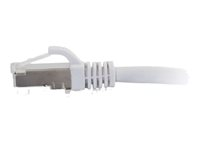 C2G Cat6a Booted Shielded (STP) Network Patch Cable - Patchkabel - RJ-45 (han) til RJ-45 (han) - 50 cm - STP - CAT 6a - formet, knastfri, strenget - hvid 89934