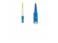 StarTech.com 1m (3.3ft) LC to SC (UPC) OS2 Single Mode Simplex Fiber Optic Cable, 9/125µm, Laser Optimized, 40G/100G, Bend Insensitive, Low Insertion Loss - LSZH Fiber Patch Cord (SPSMLCSC-OS2-1M) - Patchkabel - LC/UPC enkelttilstand (han) til SC/UPC enkelttilstand (han) - 1 m. - 2 mm - fiberoptik - simplex - 9 / 125 micron - OS1/OS2 - halogenfri, passiv, tovejs - gul SPSMLCSC-OS2-1M