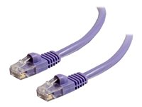 C2G Cat5e Booted Unshielded (UTP) Network Patch Cable - Patchkabel - RJ-45 (han) til RJ-45 (han) - 5 m - UTP - CAT 5e - formet, knastfri, strenget - lilla 83663